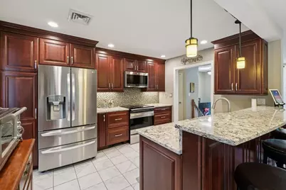 345 Raleigh Tavern Ln, North Andover, MA 01845 - Photo 9