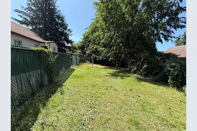 45 Charles Ave, Stoughton, MA 02072 - Photo 5
