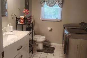 6 Forest St, Raynham, MA 02767 - Photo 33