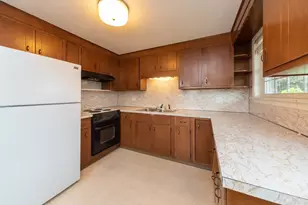 18 Alexander, Clinton, MA 01510 - Photo 3