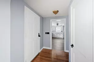 377 Wilbraham St, Palmer, MA 01069 - Photo 15