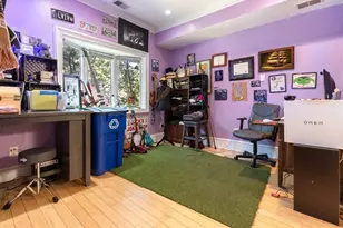 26 Beach St, Boston, MA 02122 - Photo 11