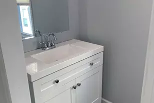 34 Shamrock St, Worcester, MA 01605 - Photo 7