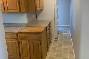 34 Shamrock St, Worcester, MA 01605 - Photo 3
