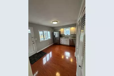 83 Taylor #2, Waltham, MA 02453 - Photo 3