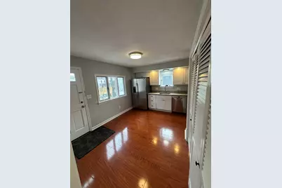 83 Taylor #2, Waltham, MA 02453 - Photo 3