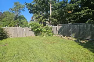 399 Stevens, Lowell, MA 01851 - Photo 5