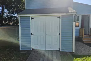 399 Stevens, Lowell, MA 01851 - Photo 3