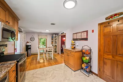 5 Auburndale Hts, Bridgewater, MA 02324 - Photo 5