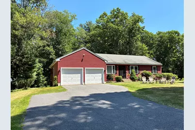 476 Wachusett St, Holden, MA 01520 - Photo 1