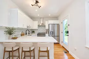 15 Clark St, Winchester, MA 01890 - Photo 7