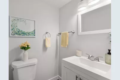 9 Beach Rd, Pembroke, MA 02359 - Photo 13