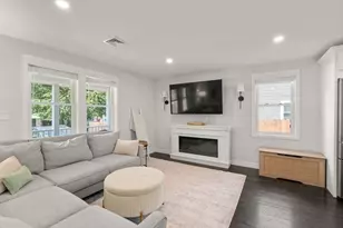 9 Beach Rd, Pembroke, MA 02359 - Photo 5
