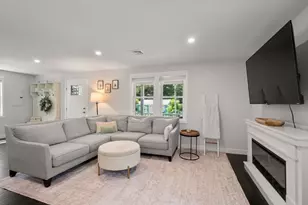 9 Beach Rd, Pembroke, MA 02359 - Photo 7