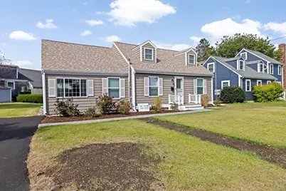 15 Packard Ave, Hull, MA 02045 - Photo 9