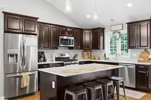 10 Carousel Ter, Dartmouth, MA 02747 - Photo 11