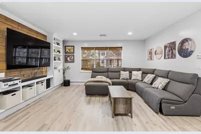 10 Carousel Ter, Dartmouth, MA 02747 - Photo 23