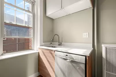 90 Bynner St #4, Boston, MA 02130 - Photo 9