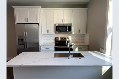 24 Norwood St #3, Boston, MA 02122 - Photo 3