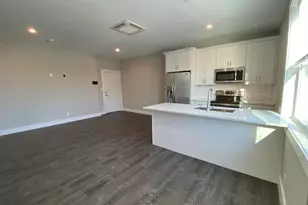 24 Norwood St, Boston, MA 02122 - Photo 7