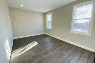 24 Norwood St, Boston, MA 02122 - Photo 9