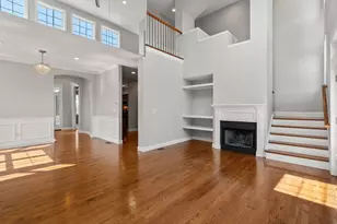 7 Riverwalk Ln, Walpole, MA 02032 - Photo 3