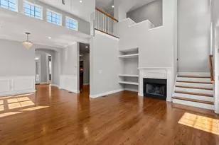 7 Riverwalk Ln, Walpole, MA 02032 - Photo 3