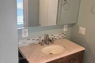11 Oakdale Pl, Easthampton, MA 01027 - Photo 7