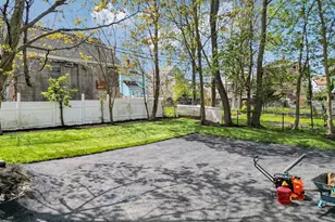 112 Armandine St, Boston, MA 02124 - Photo 27
