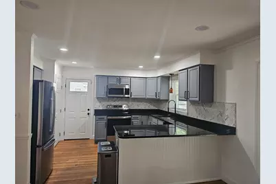 85 Lexington Ave, Lowell, MA 01854 - Photo 5