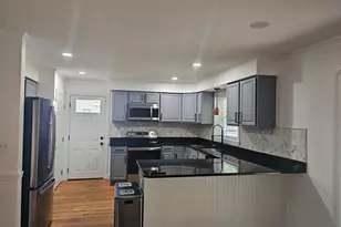 85 Lexington Ave, Lowell, MA 01854 - Photo 5