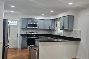 85 Lexington Ave, Lowell, MA 01854 - Photo 9