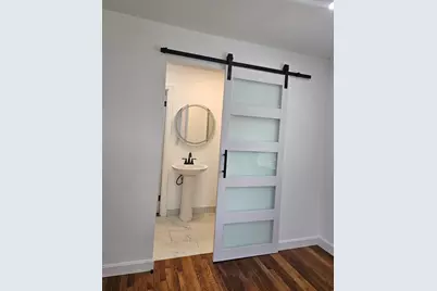 85 Lexington Ave, Lowell, MA 01854 - Photo 17