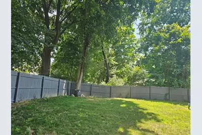 85 Lexington Ave, Lowell, MA 01854 - Photo 33