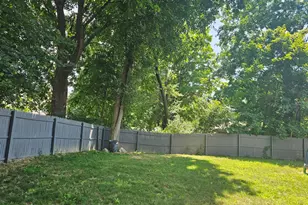 85 Lexington Ave, Lowell, MA 01854 - Photo 33