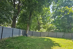85 Lexington Ave, Lowell, MA 01854 - Photo 33