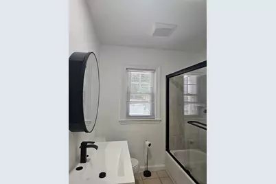 85 Lexington Ave, Lowell, MA 01854 - Photo 13