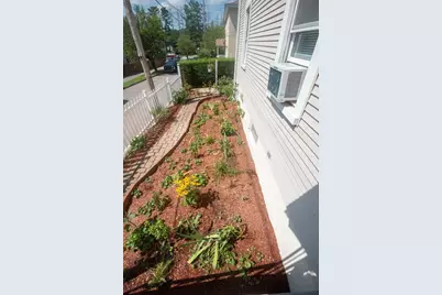 25 Elm St S #1, Barre, MA 01005 - Photo 5
