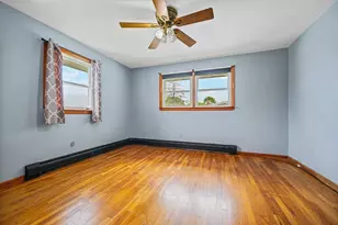 20 Roy St, Fairhaven, MA 02719 - Photo 15