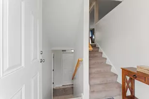 34 Bittersweet Blvd, Worcester, MA 01607 - Photo 29