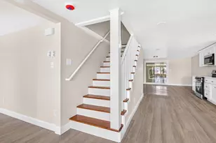 69 Wolcott Ave, Dartmouth, MA 02747 - Photo 17