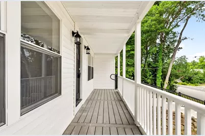 69 Wolcott Ave, Dartmouth, MA 02747 - Photo 3