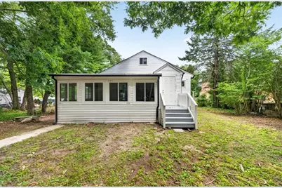 69 Wolcott Ave, Dartmouth, MA 02747 - Photo 23