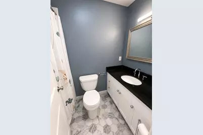 28 Monument St #1, Boston, MA 02129 - Photo 11