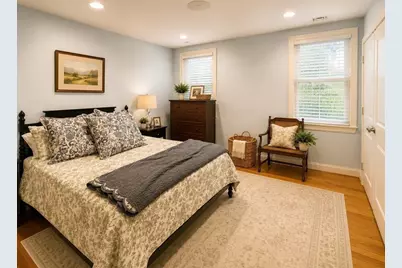28 Monument St #1, Boston, MA 02129 - Photo 9