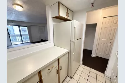 72 Euston Road #302, Boston, MA 02135 - Photo 3
