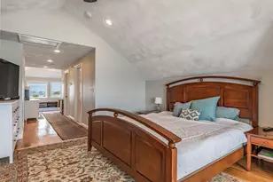876 Shirley St, Winthrop, MA 02152 - Photo 11
