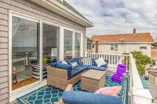 876 Shirley St, Winthrop, MA 02152 - Photo 19