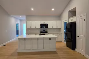 149 Bragg, Westminster, MA 01473 - Photo 3