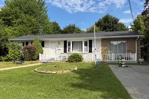 6 Eddy St, Fairhaven, MA 02719 - Photo 1